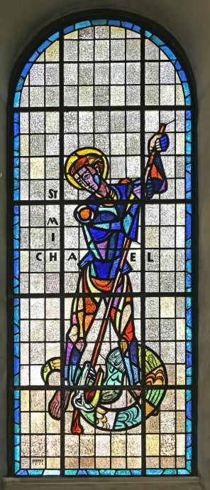 성 미카엘 대천사_photo by Thomas Hummel_in the Church of St Josef in Stadtkyll_Germany.jpg